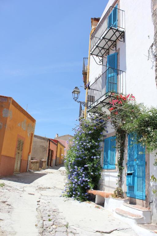 Bosa Guest House Екстериор снимка